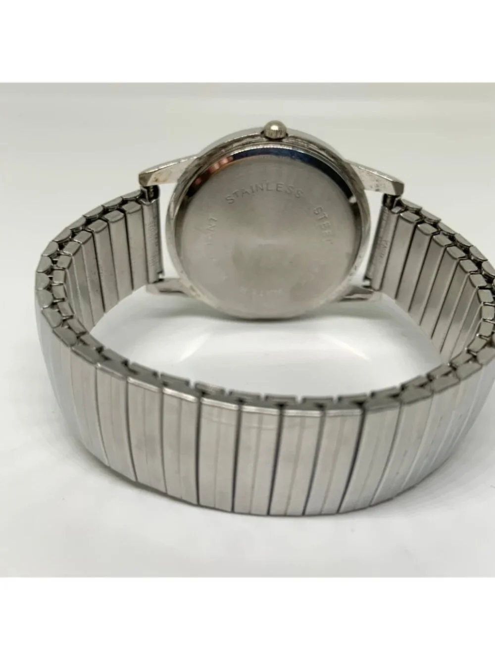 Ltd silver tone black dial quartz analog watch 35mm stretch band 6.5” running